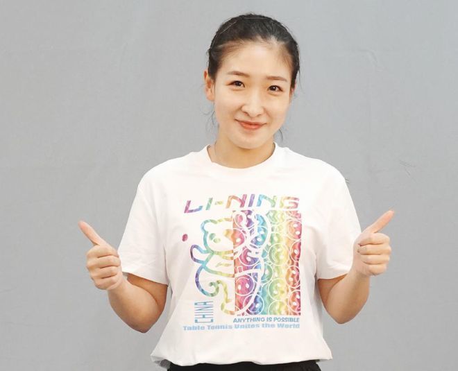 陶玉玲饰演的农村姑娘“二妹子”，清纯脱俗，那双会说话的大眼睛和嘴角那一抹羞涩的笑意，随着《九九那个艳阳天》的旋律传遍了大江南北。