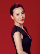 该活动由参演电影《转山》的李晓川、李桃为领队，携手网络甄选出的 5000米海拔遭遇冰雹袭击 李桃《转山》艰苦前行 2011-09-28 “重走《转山》路”的所有主力队员直指5008米海拔，向东达山顶进发。